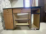 Computer desk