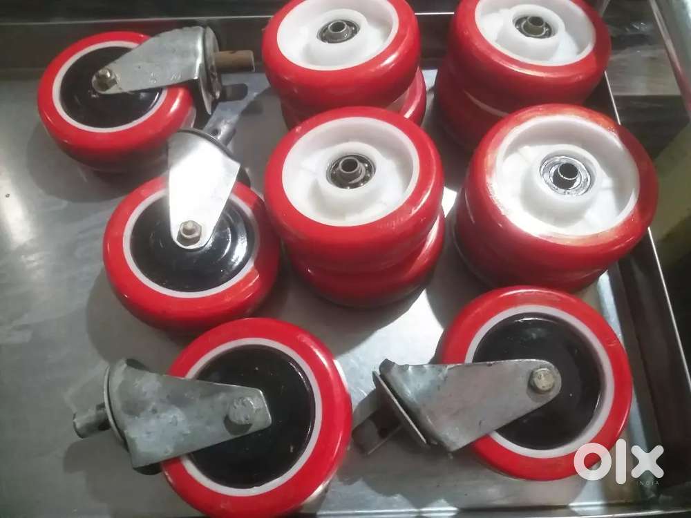 Heavy duty castor wheels