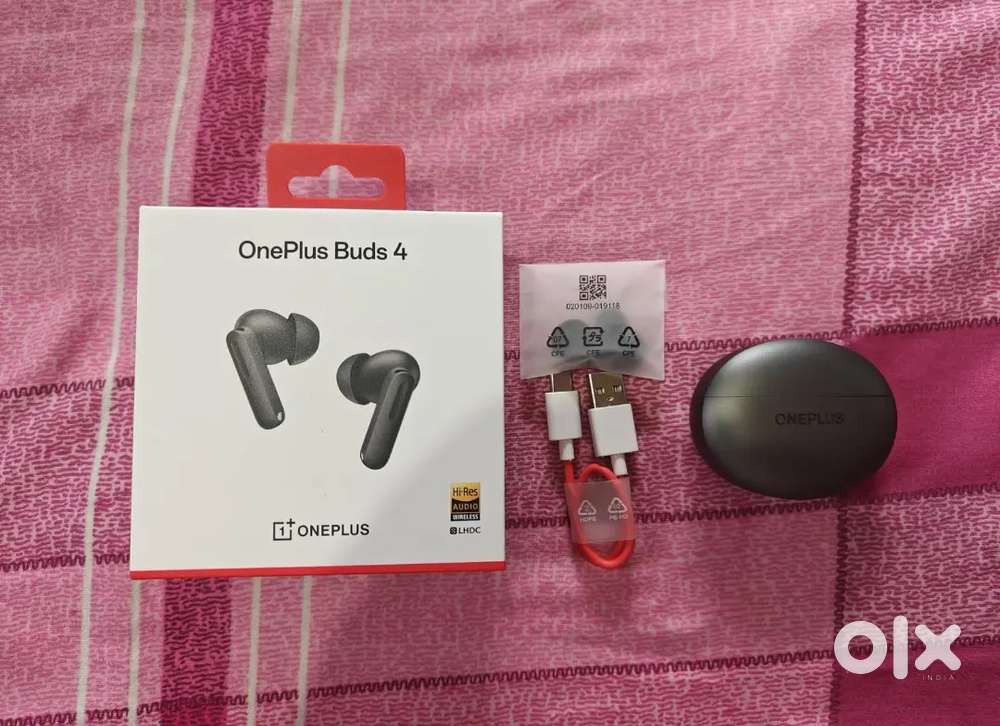 One Plus Buds 4