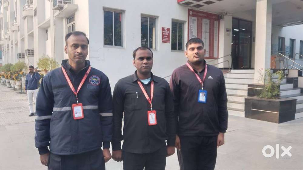 Superviser  ; security guard