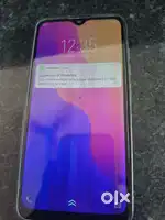 Nyc phone, display crek,cemra glass nahi hai