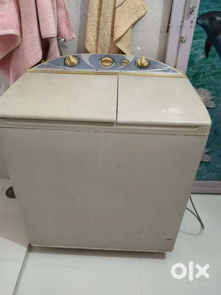 Semi automatic washing machine Videocon