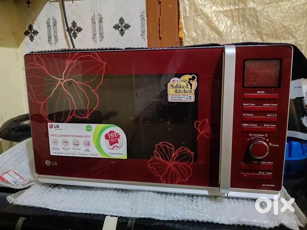 Washing machine and convection oven