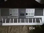 YAMAHA PIANO PSR  I425