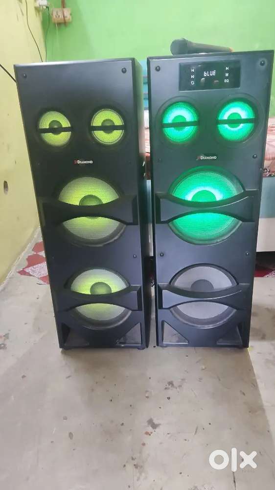 HD DIAMOND Godzilla - King of Monster Tower Speakers