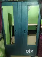 Wardrobe Almirah
