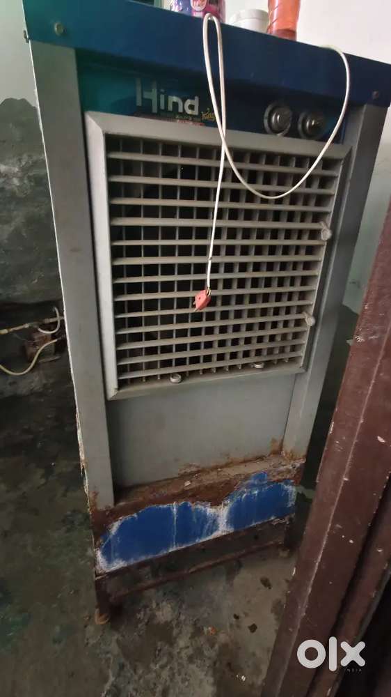 best ac cooler and this company is hind king this  colour is blue.