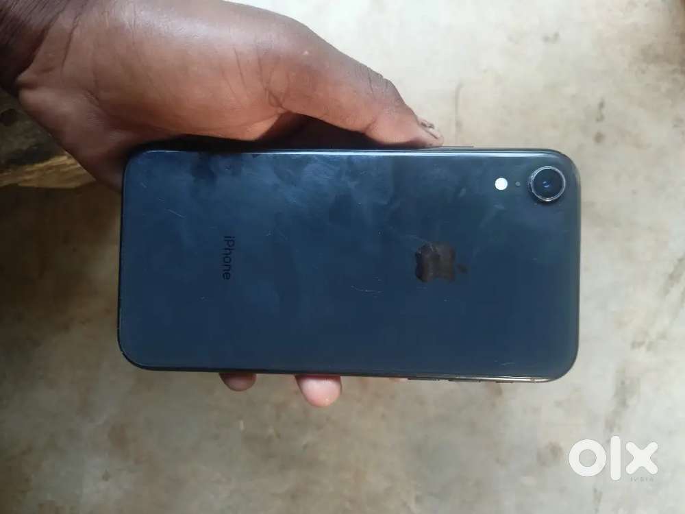 Good condition i phone xr battery  health 80percrnt