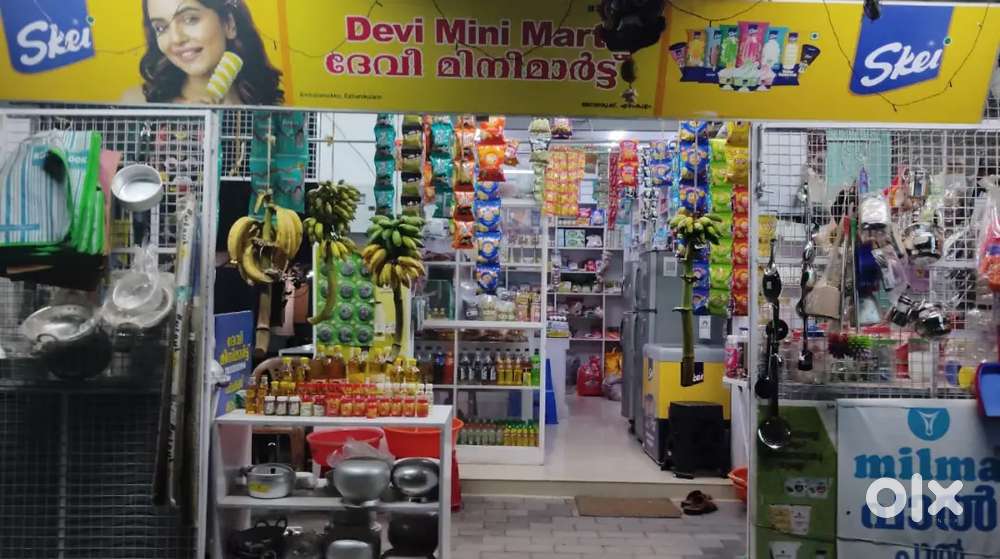Shop for lease opposite Ezhamkulam Devi Temple