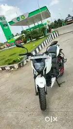 Apache RTR 160 white colour(price negotiable)