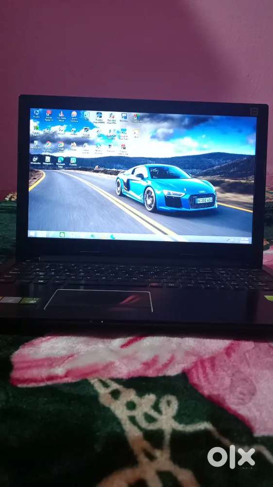 Lenovo Laptop With 1 TB Hard Disk & 8 GB RAM