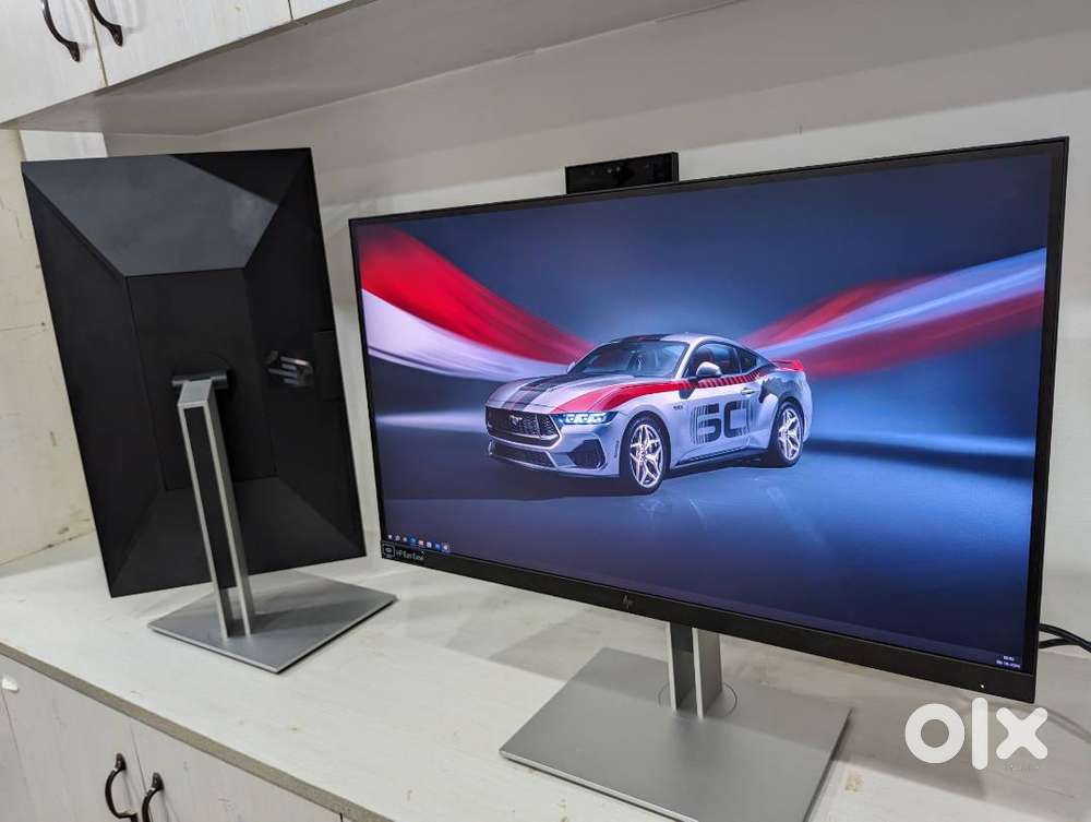 Brand new condition HP Elite Display E27d - 27 inch QHD (2560 X 1440 )