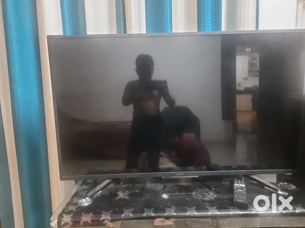 Sony bravia smart TV 43inch