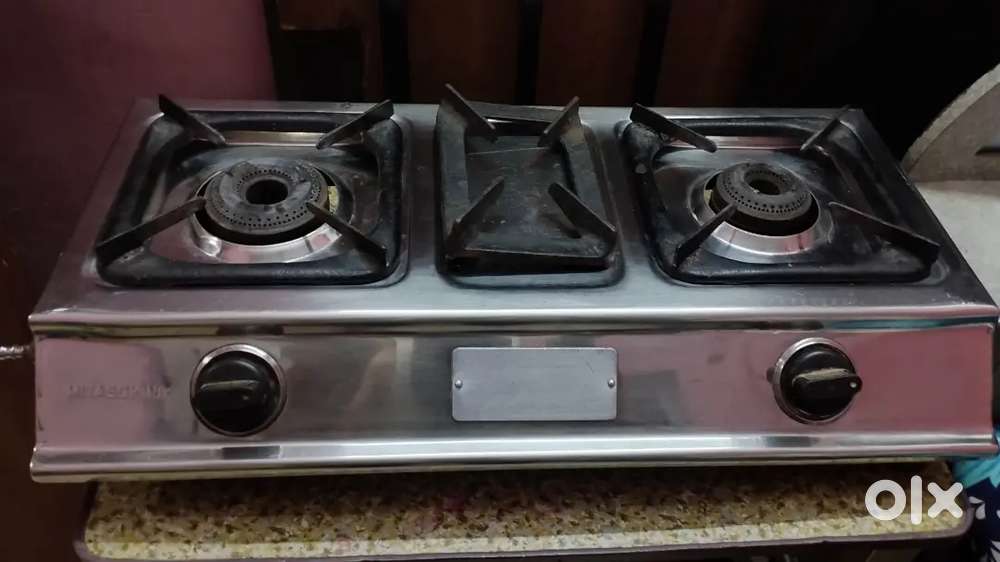 Gas stove for cooking