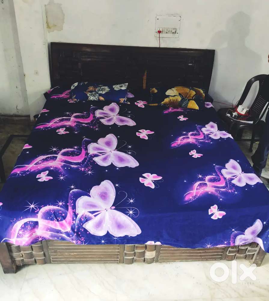 Double bed with free mattress