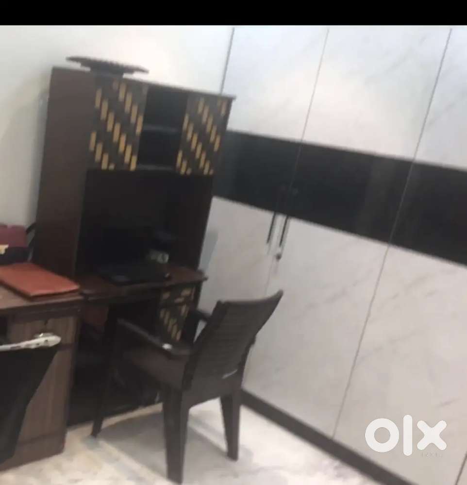 Good quality Computer table.
