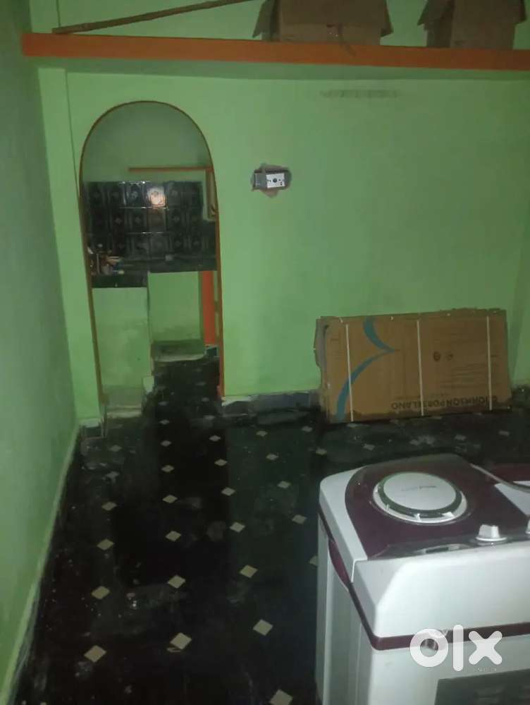 House for lease Single bedroom and kitchen motor also available