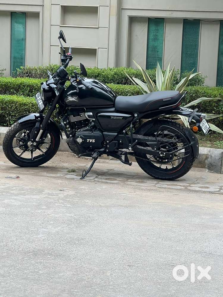 Brand new tvs ronin 225 black edition