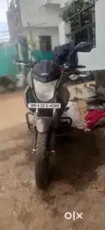 Honda/dazzler /top condition bike all clear paper