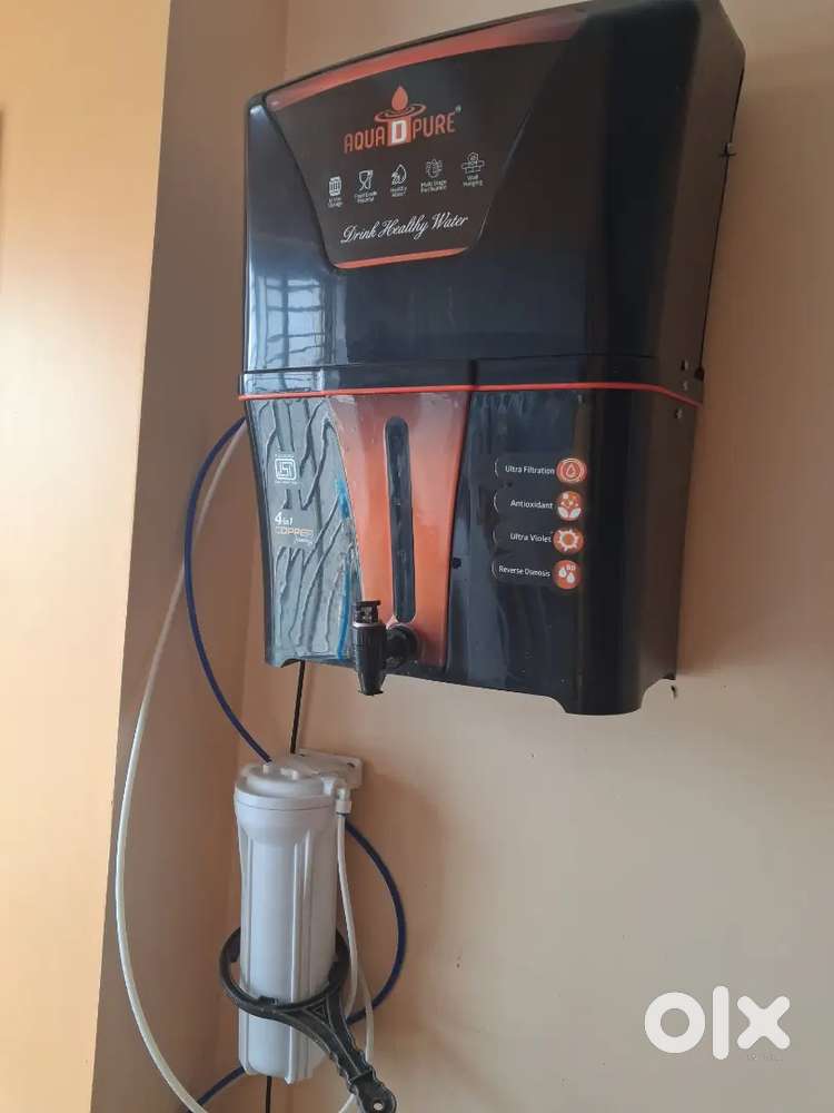 3 months old Water purifier and mixer grinder