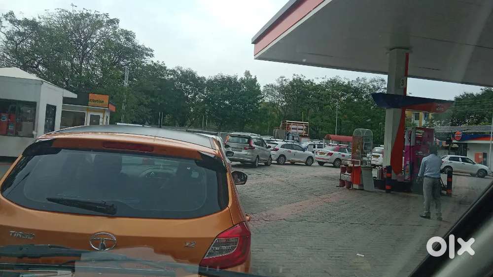 Hi  i am vijay  i want driver job