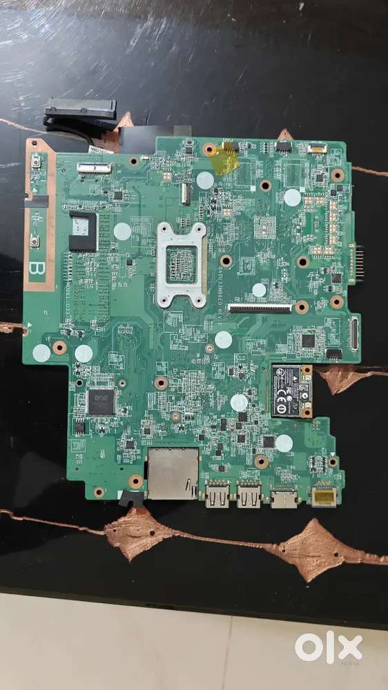Hp pavilion motherboard with charger