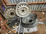 Scorpio rims 4 pic available