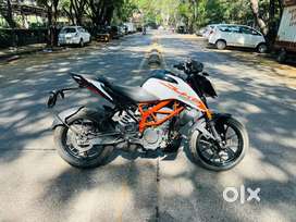 KTM DUKE 125 BS6