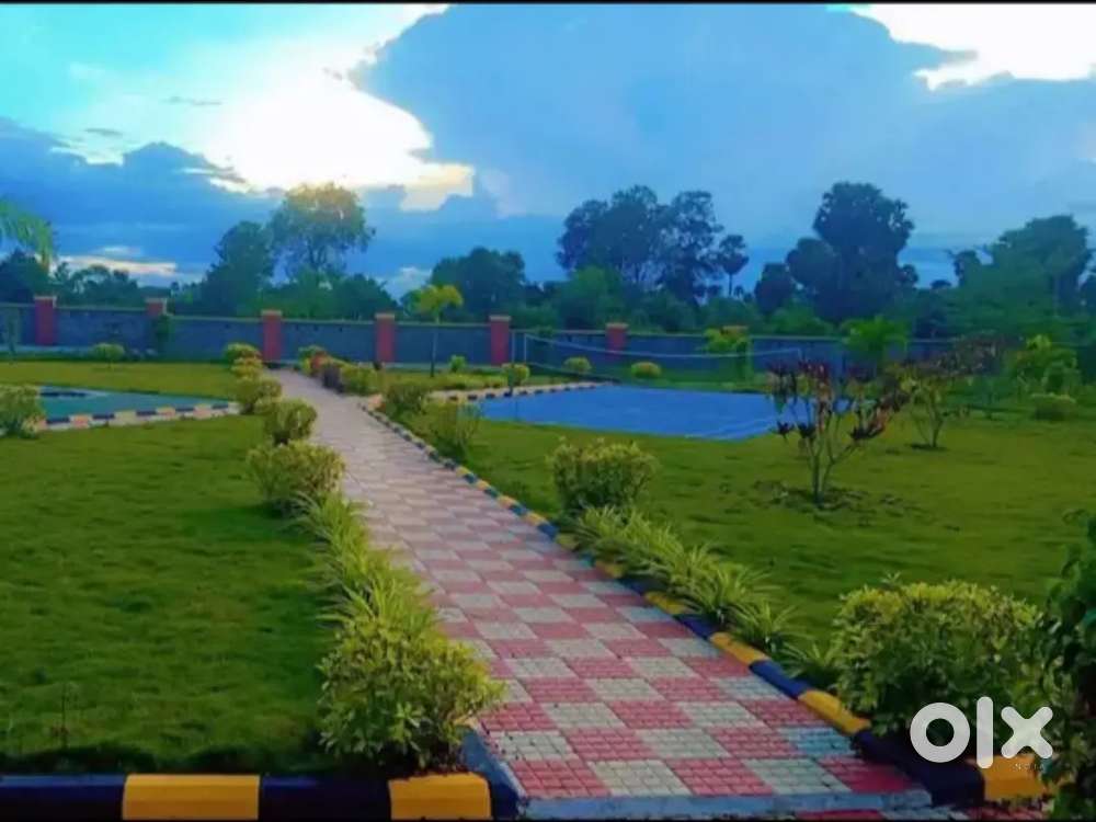 VILLA LAND FOR SALE.