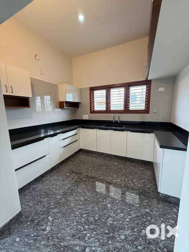 Fully-Furnished 3BHK House for lease in Basavanagudi