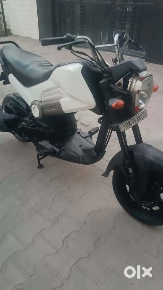 Navi showroom condition very nice bike first owner