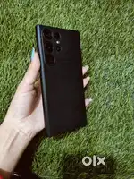 selling my 5 month old Sumsung S23ultra black colour need urgent money