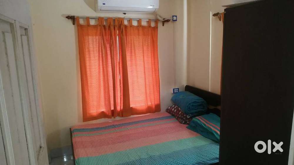 FULLY FURNISHED GOLF GREEN URBAN COMPLEX 2BHK FLAT