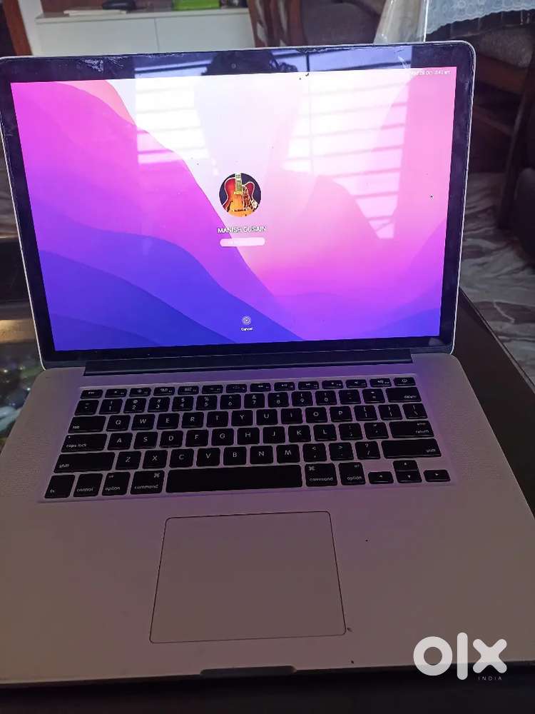 Apple 16 inch, Ram 16 gb,hard drive 256 gb