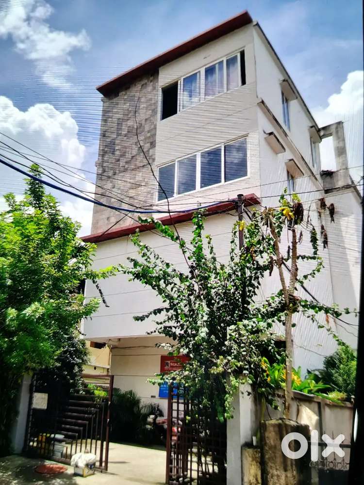 New buliding with 20 seat speace