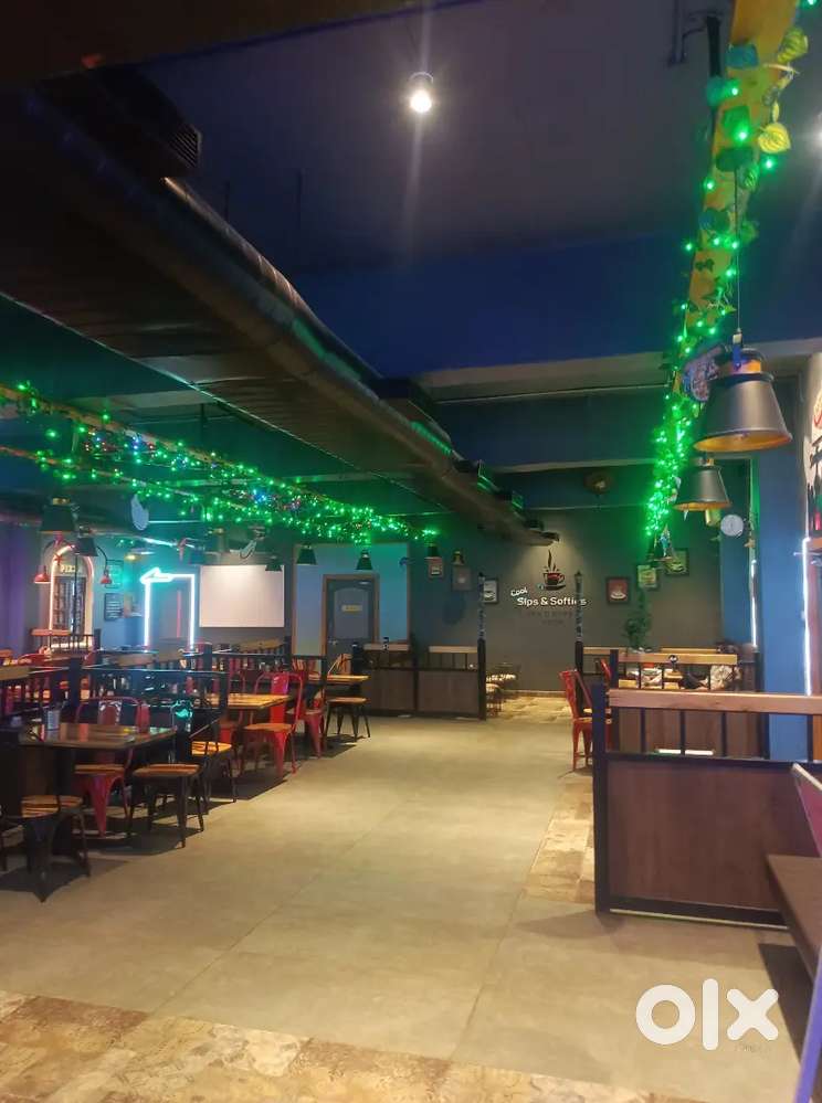 Pizza chef or trainee