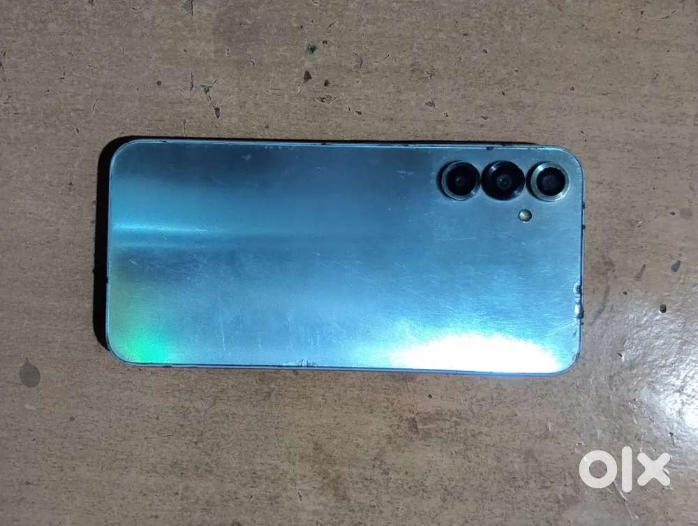 Samsung galaxy a34 5g badhiya hai 60fps camera ke saath