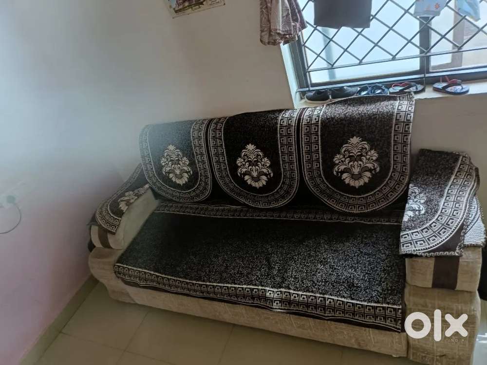 3+2 seating sofa set
