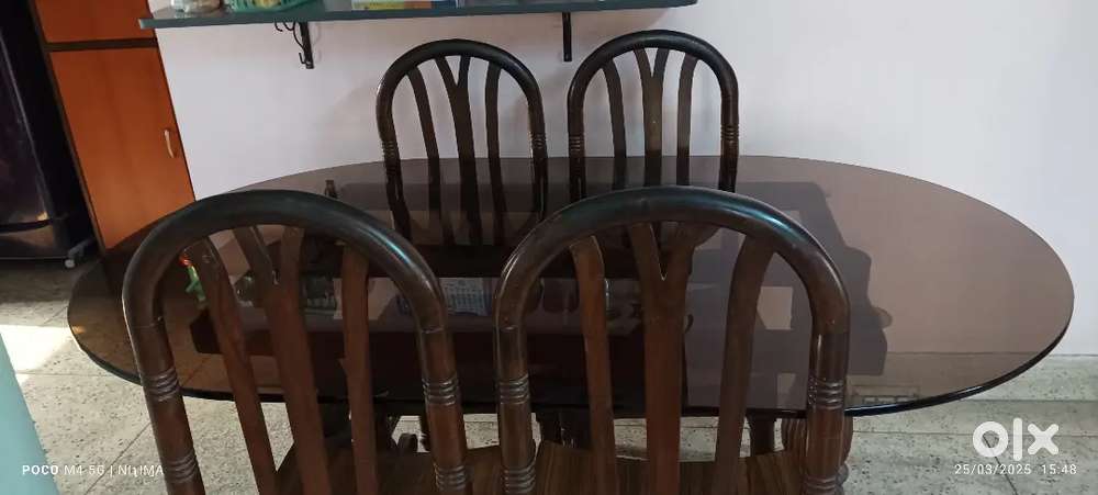 Wooden dining table for sale