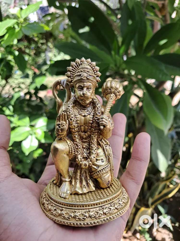Hanuman fine brass piece