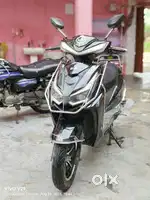 Electric scooty