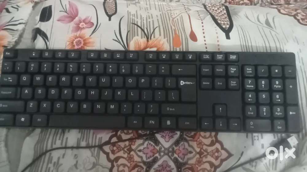 Keyboard 2 hand and working very fast