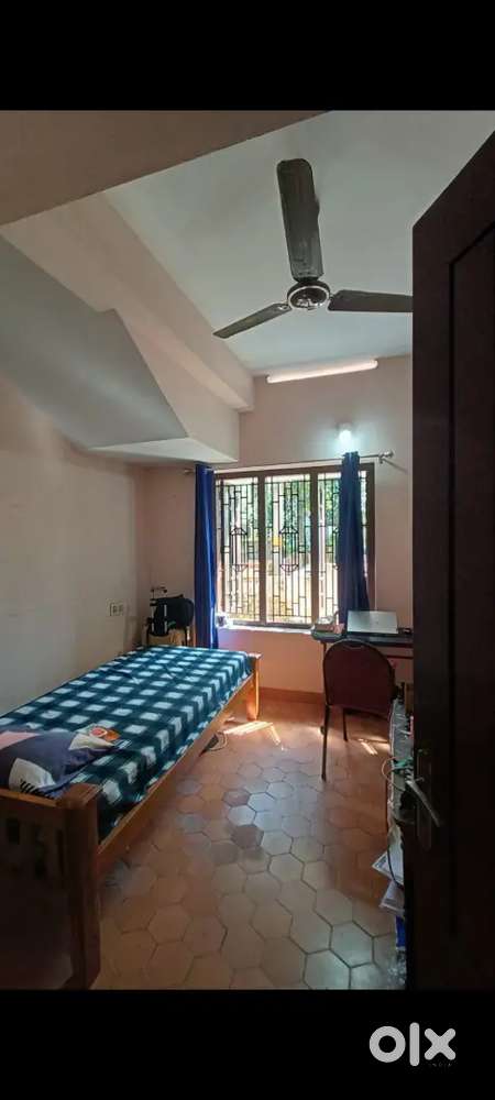 Single Room Vacancy-For Women