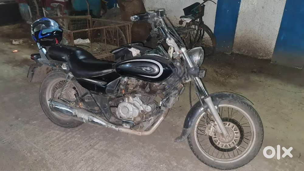 Bajaj Avenger 220