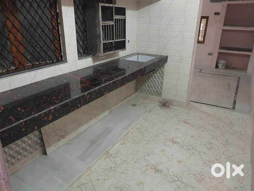 2 Room Set for Rent 10k