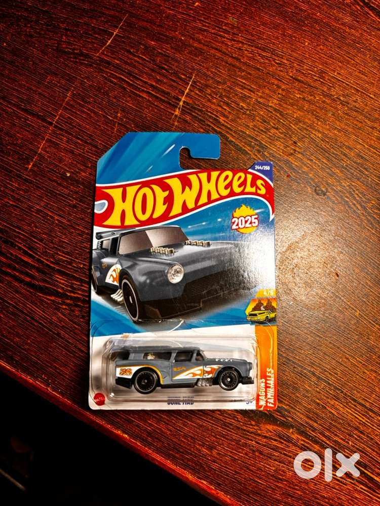 Hot wheels Gone mad 4/5 N case die cast toy (blue pack of:1)