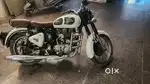 Bullet classic 350 mint condition white colour less driven