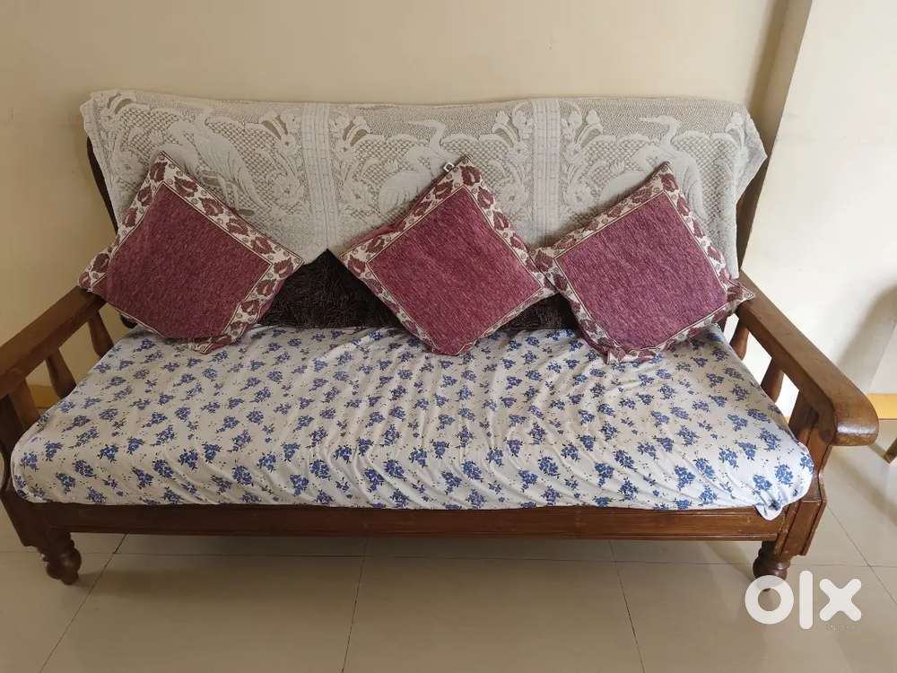 Sagwan 5 seater sofa set