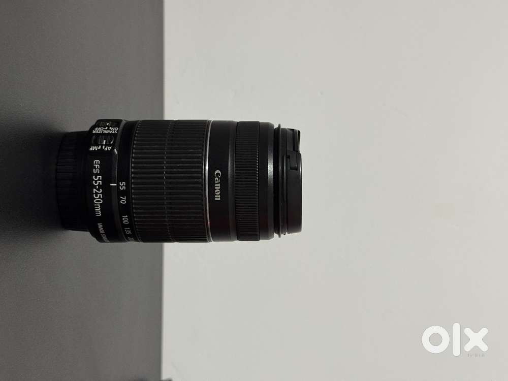 EFS 55 - 250 mm lens for canon. Well maintained