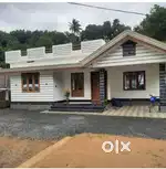 villa at pudussery for sale.